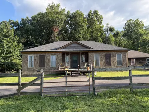 7541 Greer Rd, Goodlettsville, TN 37072