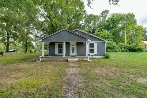 52 Alder Cir, Rossville, GA 30741