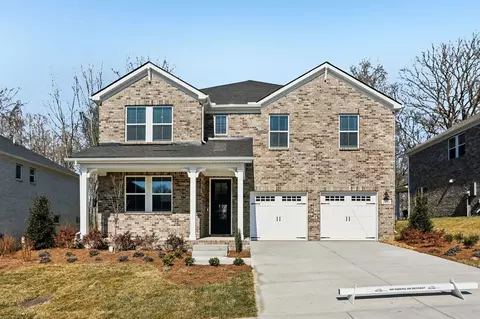 2128 Riley Park Dr, Thompsons Station, TN 37179