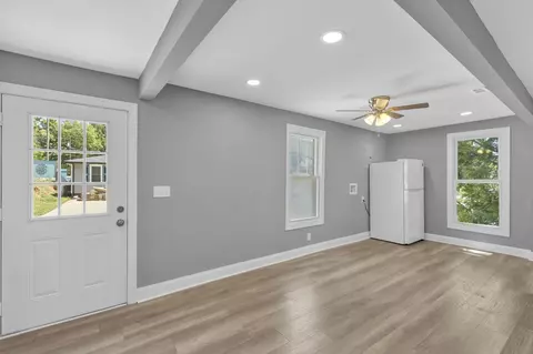 Living - 223 4th Ave E, Springfield, TN 37172 photo 1 of 1