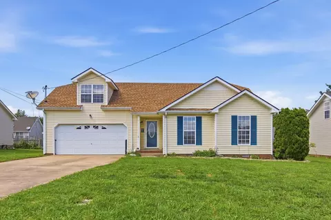 2423 Mccalls Way, Clarksville, TN 37042