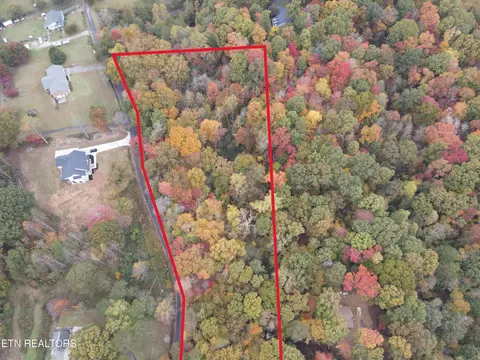 126 Pleasant View Loop Rd, Clinton, TN 37716 photo 5
