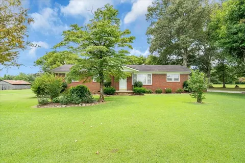 204 Charlie Crosslin Rd, Manchester, TN 37355