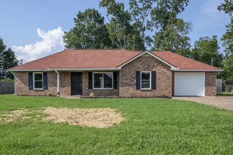 9008 Lomond Dr, Smyrna, TN 37167