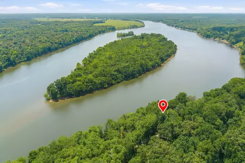 681 Attaway Ln, Bath Springs, TN 38311