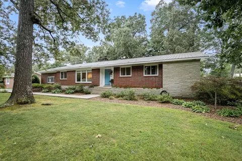 105 Westwood Dr, Tullahoma, TN 37388