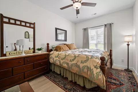 Bedroom - 1031 Northside Dr, Dickson, TN 37055 photo 3 of 7