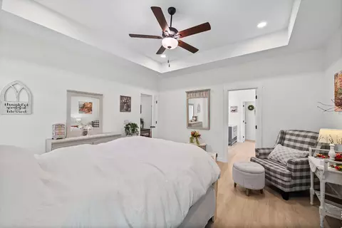 Bedroom - 1031 Northside Dr, Dickson, TN 37055 photo 2 of 7