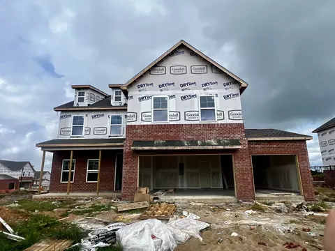 2405 Chase Bend Ct, Columbia, TN 38401
