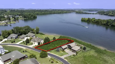 160 Hiwonihi Trl, Vonore, TN 37885