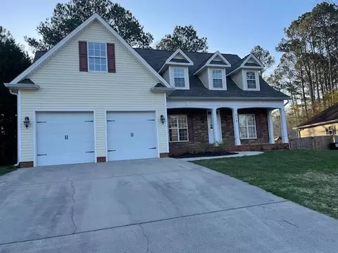 512 Thoroughbred Dr NW, Cleveland, TN 37312