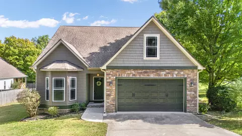 180 Emmett Ave NW, Cleveland, TN 37311