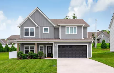 1323 Neyland Cir, Hixson, TN 37343