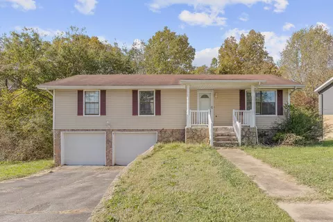 453 Hill St, Ringgold, GA 30736