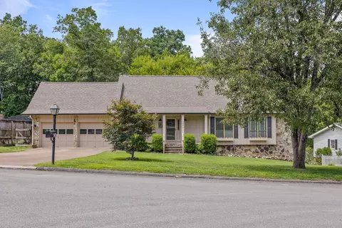 934 Stone Crest Cir, Chattanooga, TN 37421