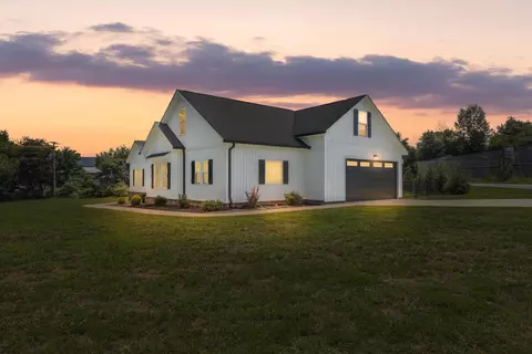 95 Madison Dr, Dunlap, TN 37327