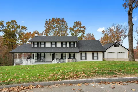 823 Brookhollow Ln, Chattanooga, TN 37421