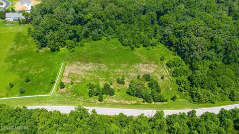 1630 New Hope Rd, Rockwood, TN 37854