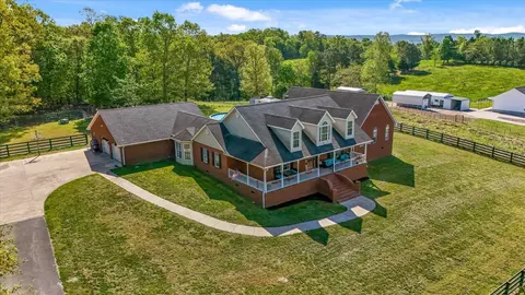 19 Dimple Ln, Ringgold, GA 30736