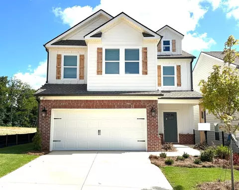 9139 Glimmer Ln, Ooltewah, TN 37363