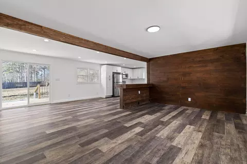 108 Avis Dr, Dalton, GA 30721 photo 2