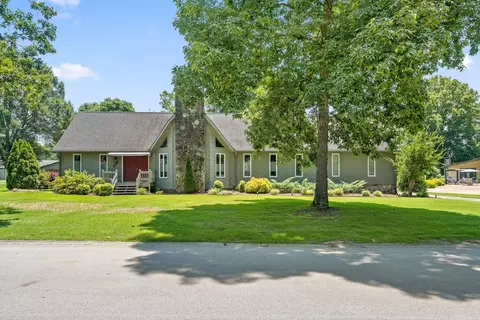 308 Masters Rd, Hixson, TN 37343
