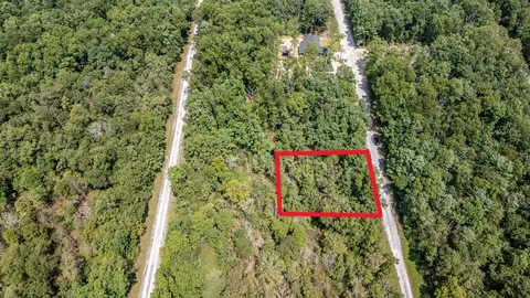 3020 Diego Dr, Crossville, TN 38572