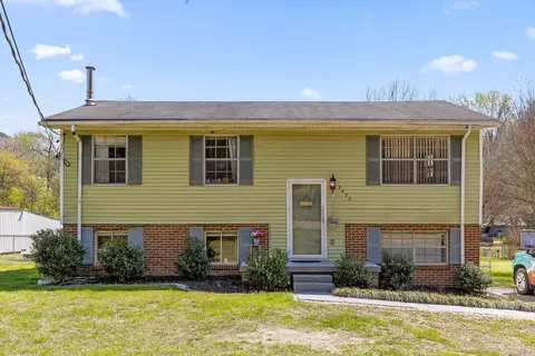 7410 S Dent Rd, Hixson, TN 37343