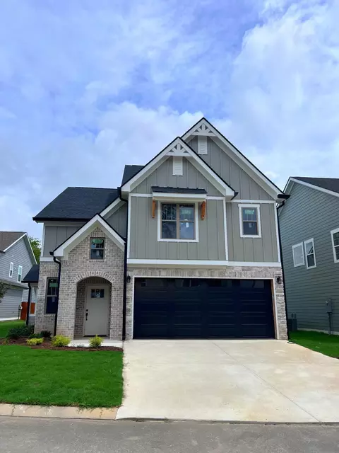 5016 Solar Ln NW, Cleveland, TN 37312