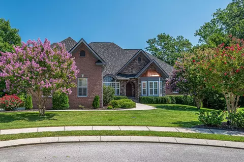 8719 Wetherwood Pl, Ooltewah, TN 37363