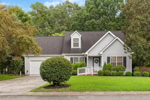 5874 Riley Rd, Ooltewah, TN 37363