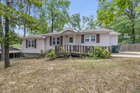 802 Winding Hills Ln, Hixson, TN 37343