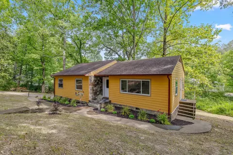 3305 Pinewood Ter, Chattanooga, TN 37411