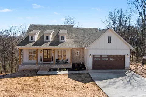 6514 Fairview Rd, Hixson, TN 37343