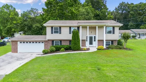4625 Ridgeview Ave NW, Cleveland, TN 37312