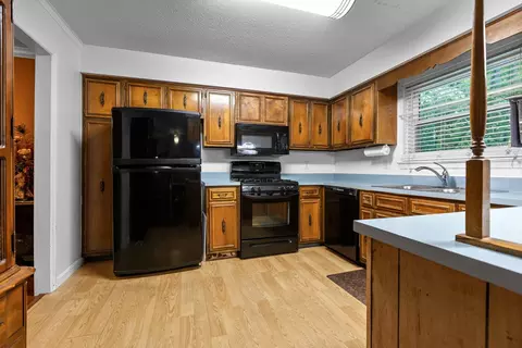 Kitchen - 1135 Shady Fork Rd, Chattanooga, TN 37421 photo 1 of 3
