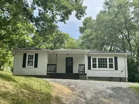1040 6th St NE, Cleveland, TN 37311