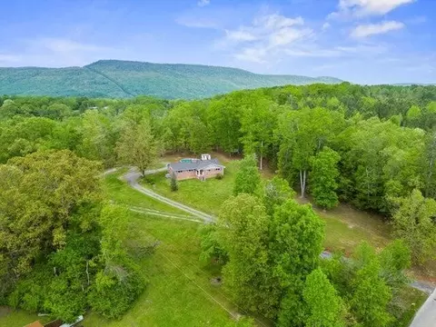 4156 N Marble Top Rd, Chickamauga, GA 30707
