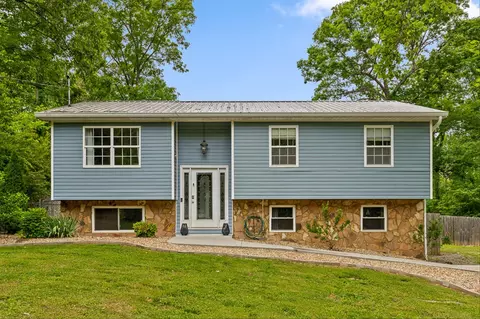 327 Homestead St NE, Cleveland, TN 37323