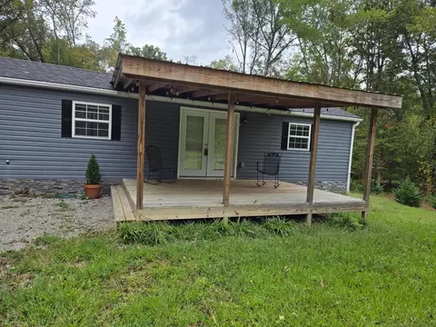 382 Carolyn Ln, Decatur, TN 37322