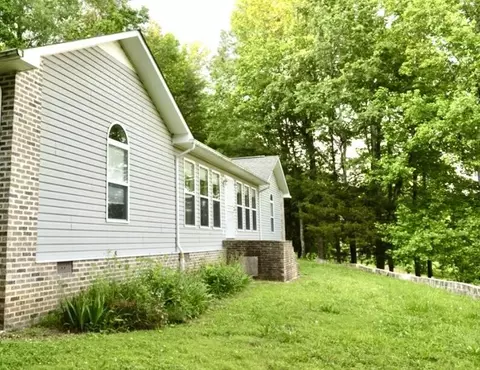 165 Webb Rd, Pikeville, TN 37367