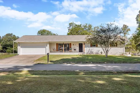 2585 Ashwood Dr SE, Cleveland, TN 37323