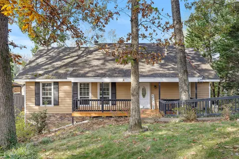 4906 Shoreline Dr, Chattanooga, TN 37416