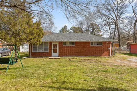 19 Pegram Cir, Fort Oglethorpe, GA 30742