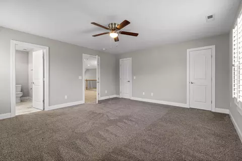 Bedroom - 8975 Silver Maple Dr, Ooltewah, TN 37363 photo 2 of 5