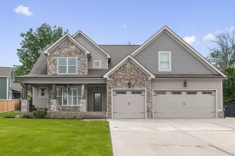 7318 Burberry Trl, Ooltewah, TN 37363