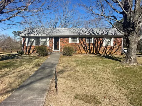 680 Haywood Dr NW, Cleveland, TN 37312
