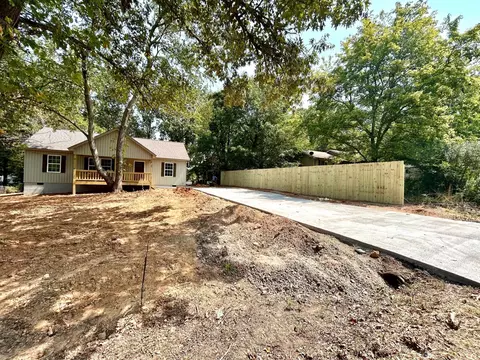 614 Corvette Dr, Chatsworth, GA 30705