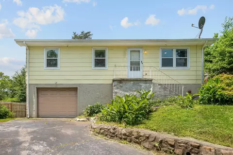 6557 Esquire Dr, Hixson, TN 37343