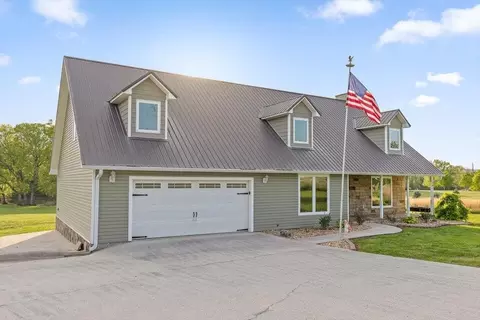 888 Riverbend Dr, Dayton, TN 37321